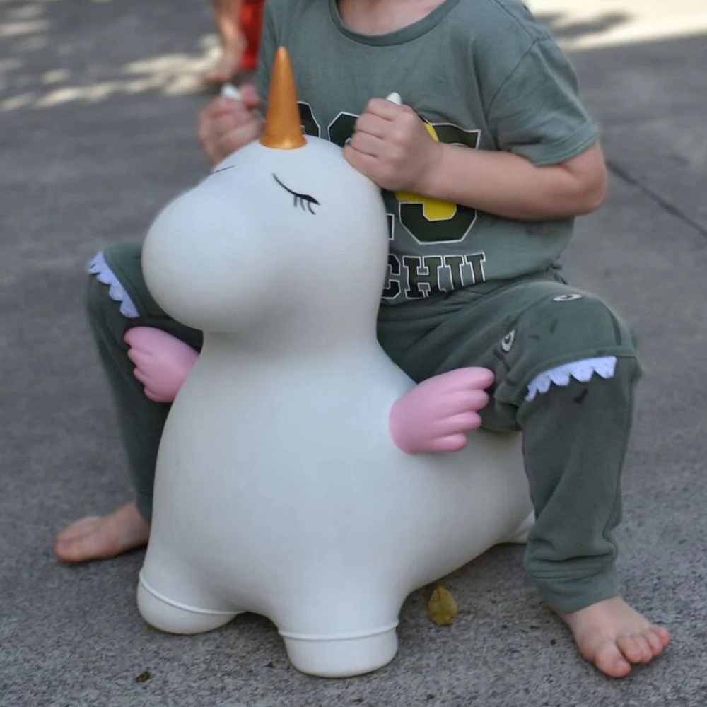 Bouncy Rider Stardust The Unicorn - Image 4
