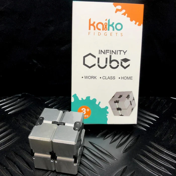 SILVER Infinity Cube Fidget - Image 3