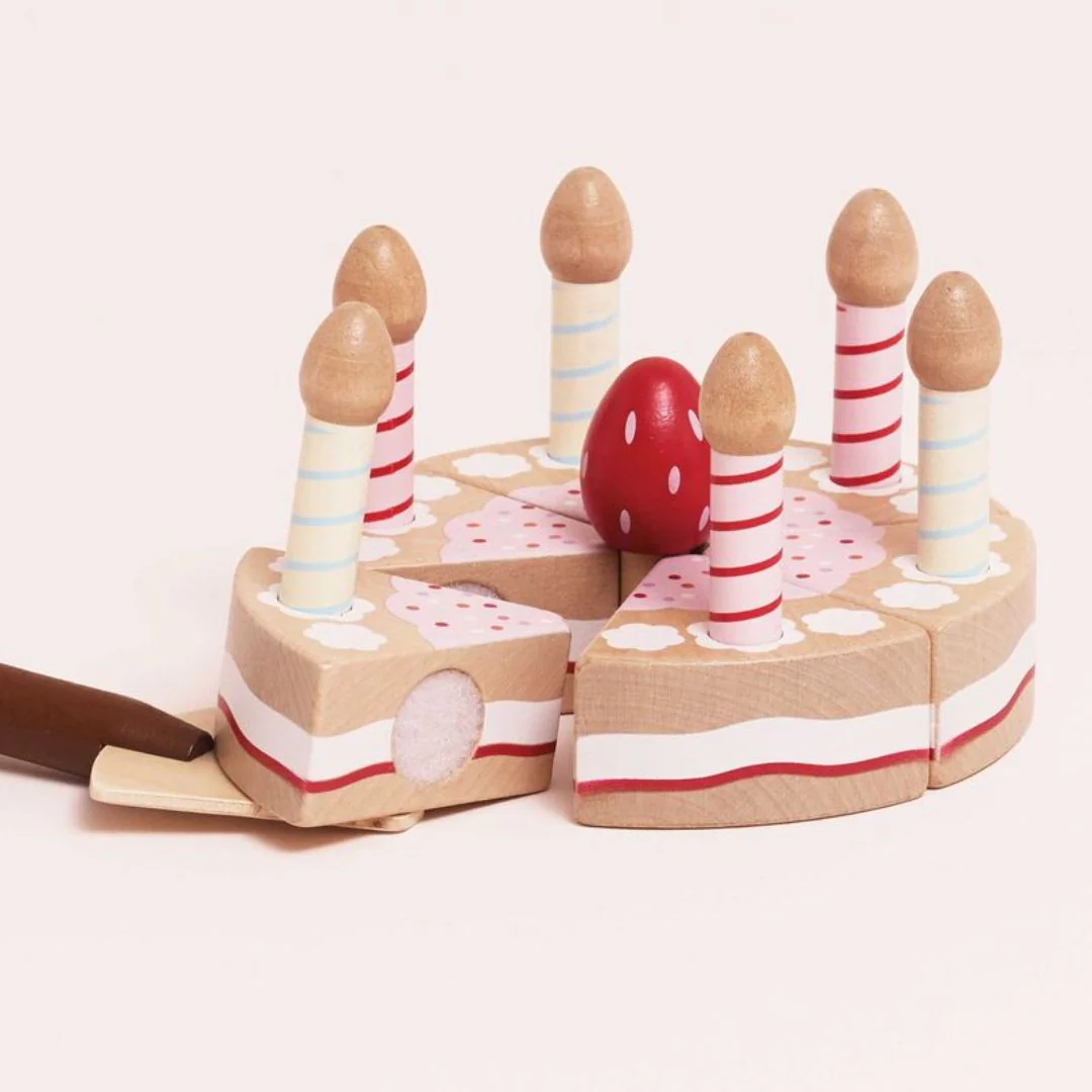 Sliceable Birthday Cake & Candles - 8 Piece - Image 3