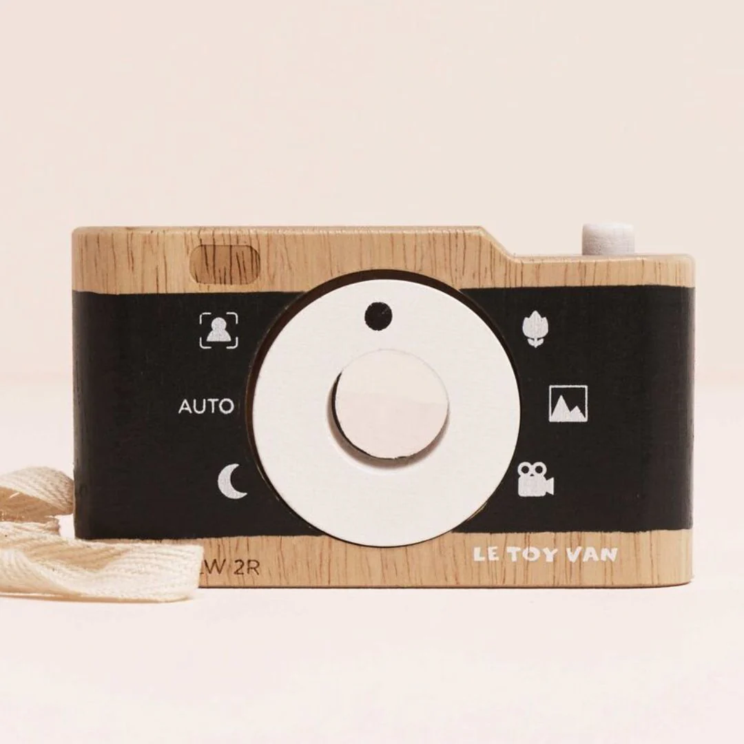 Vintage Camera - Image 3